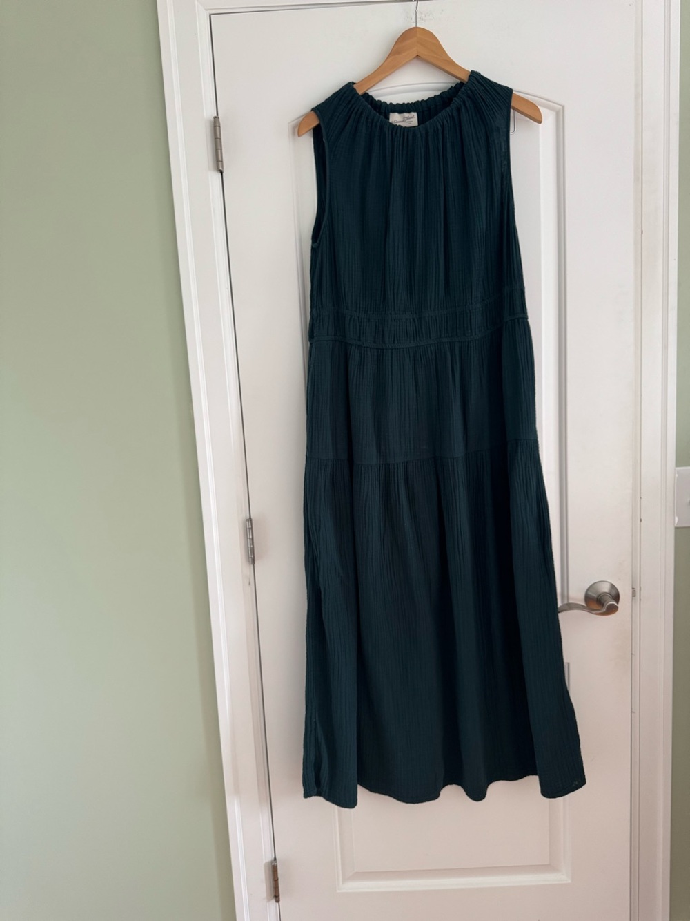 Sleeveless  Gauze Dark  Green Tiered Midi Dress